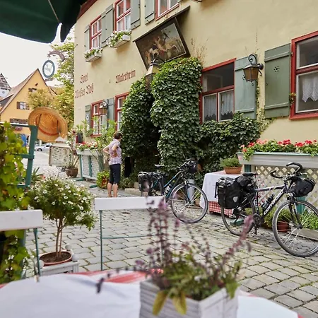 Hotel Weisses Ross 3*
