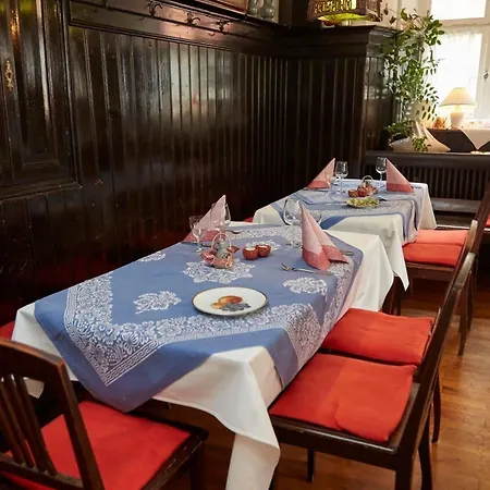 Hotel Weisses Ross Dinkelsbuehl
